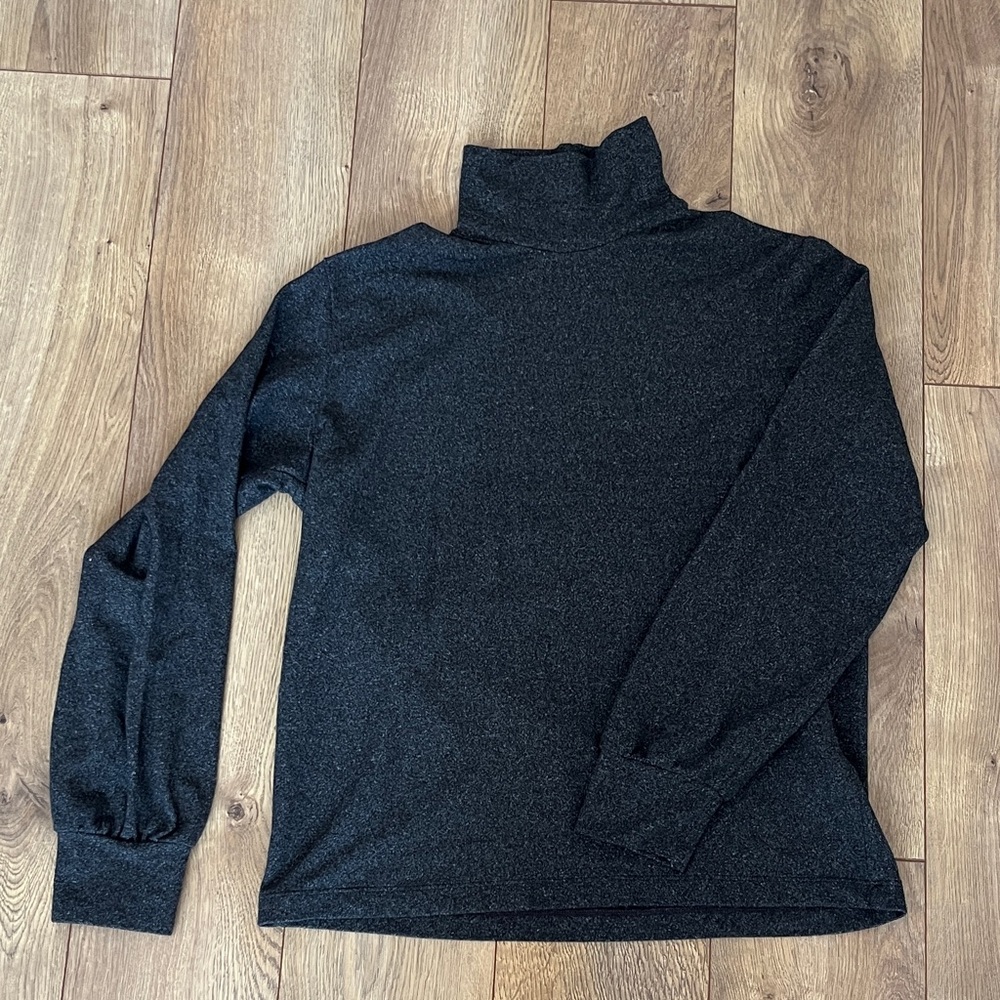 Uniqlo Turtleneck Top